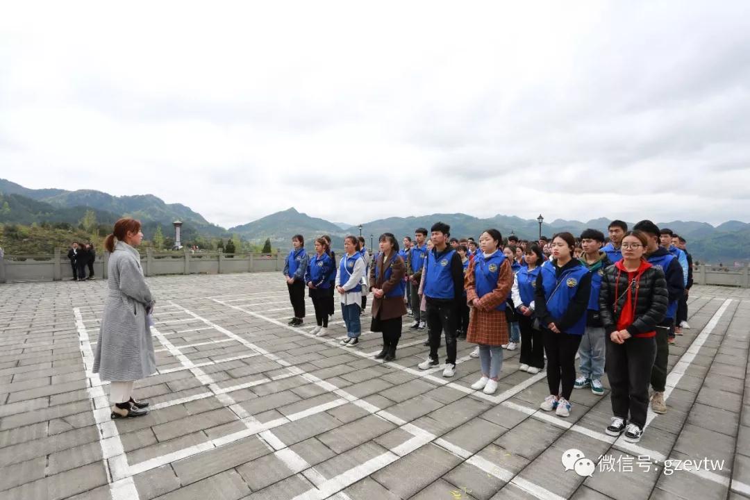 nba中国官方网站“青春心向党·建功新时代” 清明祭英烈主题团日活动(图5)